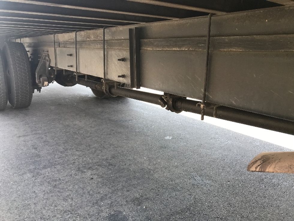 Medium Duty Box Truck-Light and Medium Duty Trucks-International-2019-4300-Chino-CA-198,922\n\t\tmiles-$ 40,500 - Image 14