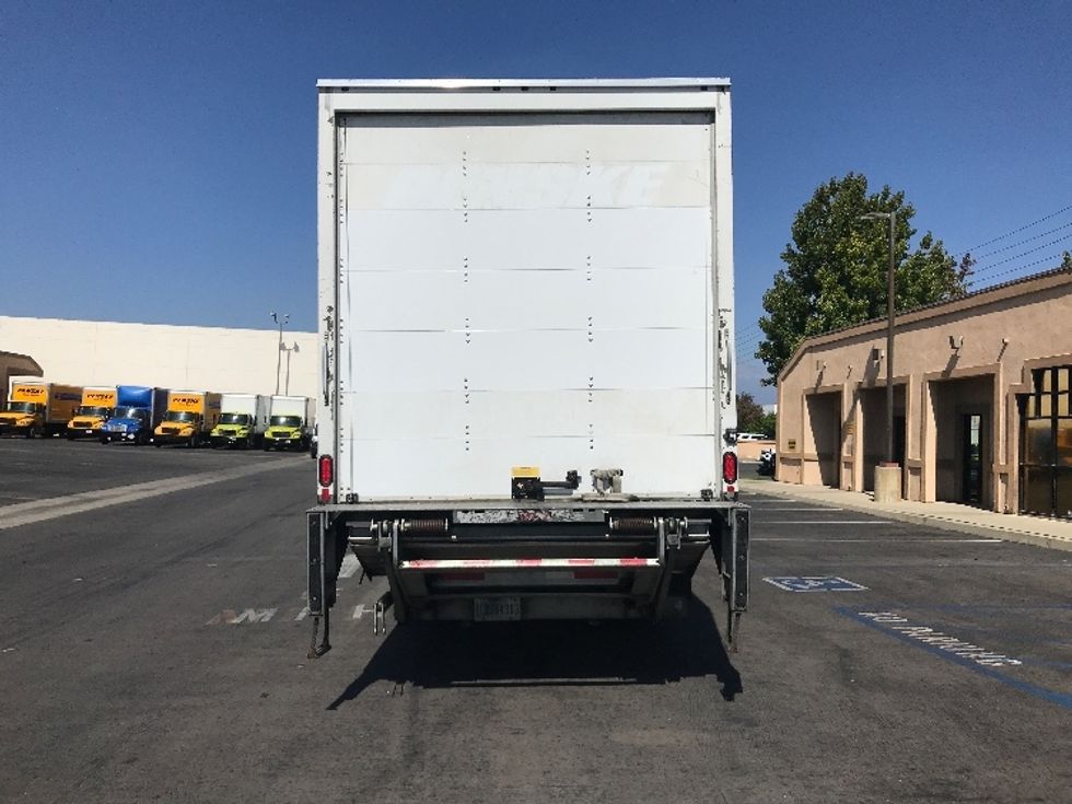 Medium Duty Box Truck-Light and Medium Duty Trucks-International-2019-4300-Chino-CA-198,922\n\t\tmiles-$ 40,500 - Image 7