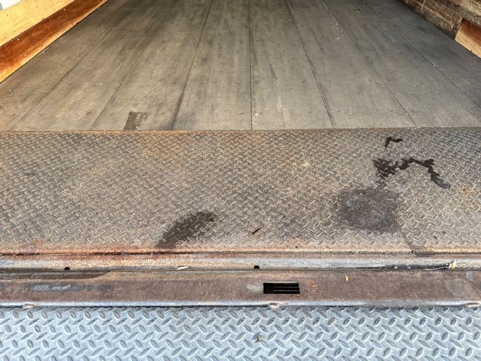 Medium Duty Box Truck-Light and Medium Duty Trucks-International-2019-4300-Cleona-PA-332,537\n\t\tmiles-$ 20,000 - Image 10