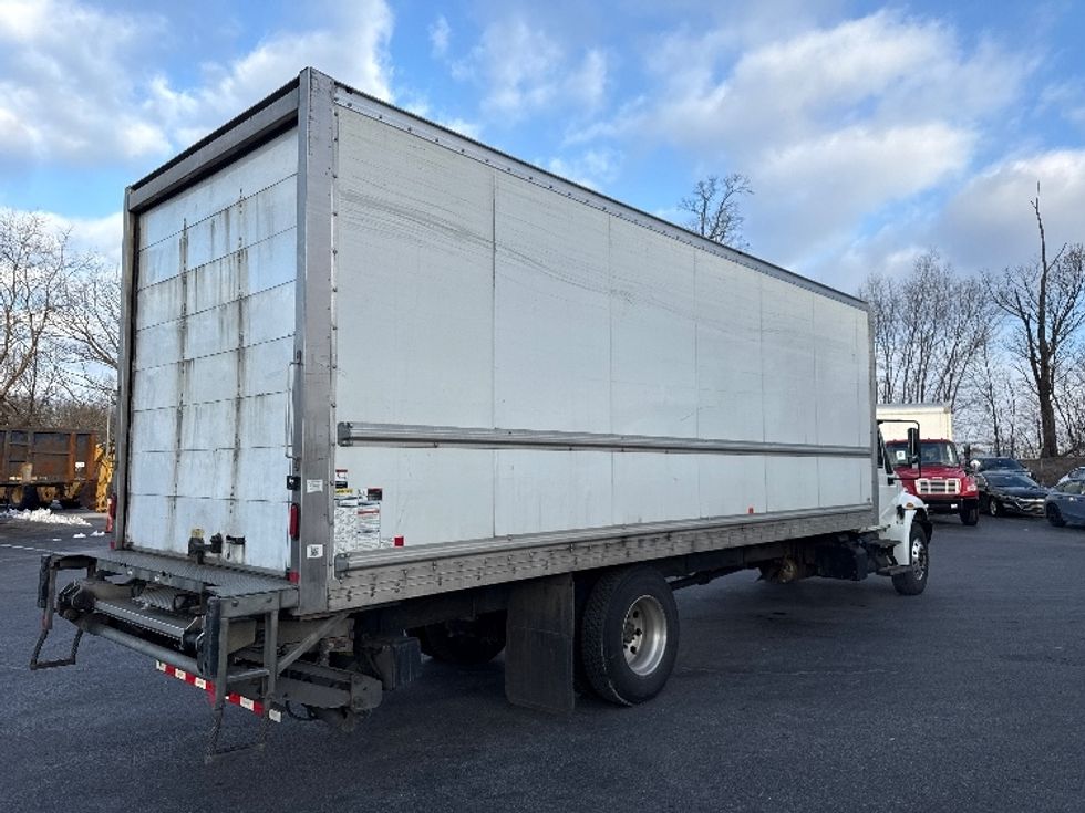Medium Duty Box Truck-Light and Medium Duty Trucks-International-2019-4300-Cleona-PA-332,537\n\t\tmiles-$ 20,000 - Image 13