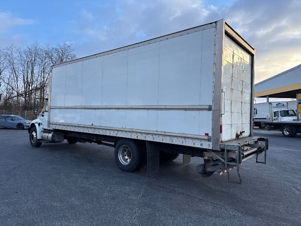 Medium Duty Box Truck-Light and Medium Duty Trucks-International-2019-4300-Cleona-PA-332,537\n\t\tmiles-$ 20,000 - Image 6