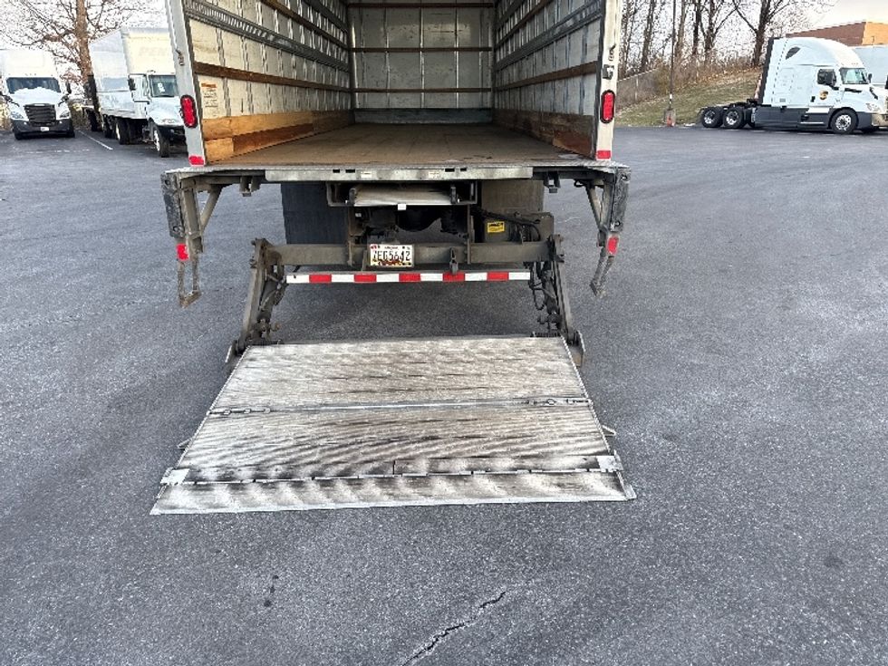 Medium Duty Box Truck-Light and Medium Duty Trucks-International-2019-4300-Cleona-PA-332,537\n\t\tmiles-$ 20,000 - Image 9