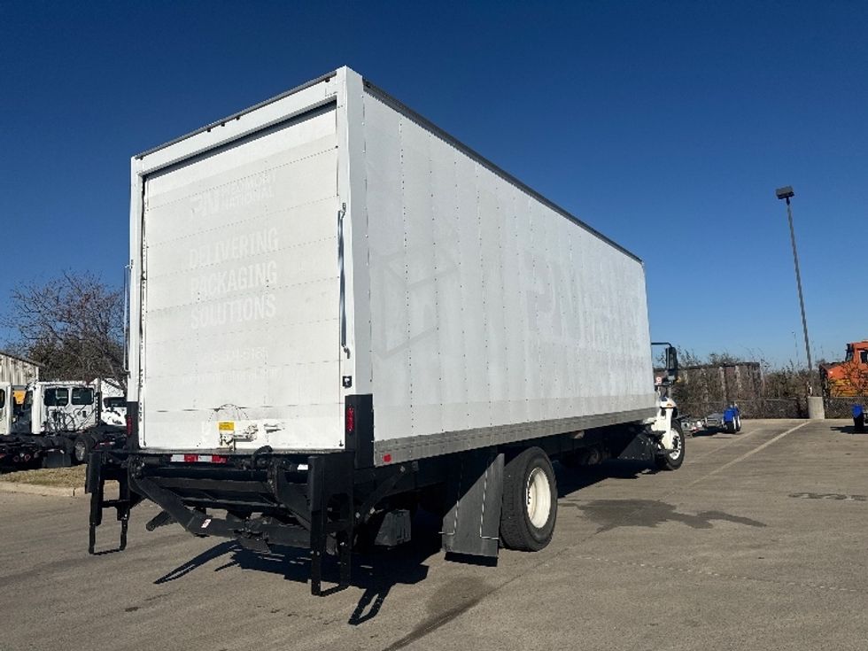 Medium Duty Box Truck-Light and Medium Duty Trucks-International-2019-4300-Dallas-TX-103,336\n\t\tmiles-$ 56,750 - Image 13