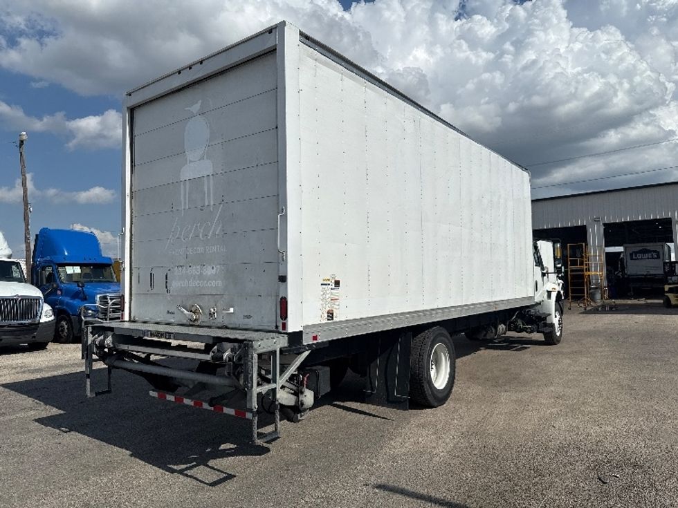 Medium Duty Box Truck-Light and Medium Duty Trucks-International-2019-4300-Dallas-TX-62,265\n\t\tmiles-$ 65,500 - Image 13