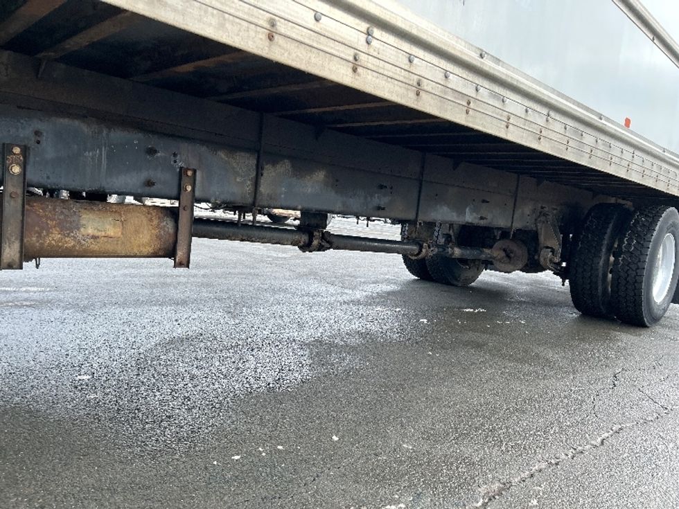 Medium Duty Box Truck-Light and Medium Duty Trucks-International-2019-4300-Dartmouth-NS-286,645\n\t\tkm-$ 57,500 - Image 5