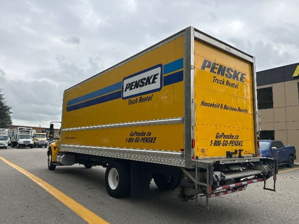 Medium Duty Box Truck-Light and Medium Duty Trucks-International-2019-4300-Delta-BC-152,259\n\t\tkm-$ 67,250 - Image 6