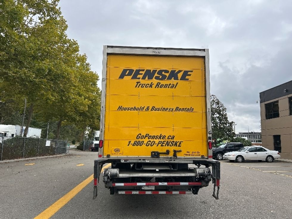 Medium Duty Box Truck-Light and Medium Duty Trucks-International-2019-4300-Delta-BC-152,259\n\t\tkm-$ 67,250 - Image 7