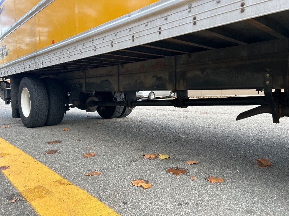 Medium Duty Box Truck-Light and Medium Duty Trucks-International-2019-4300-Delta-BC-178,782\n\t\tkm-$ 65,500 - Image 14