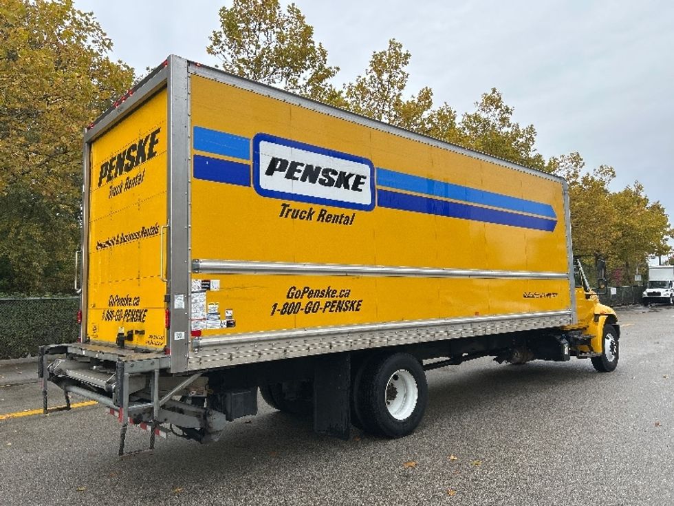 Medium Duty Box Truck-Light and Medium Duty Trucks-International-2019-4300-Delta-BC-191,218\n\t\tkm-$ 64,750 - Image 13