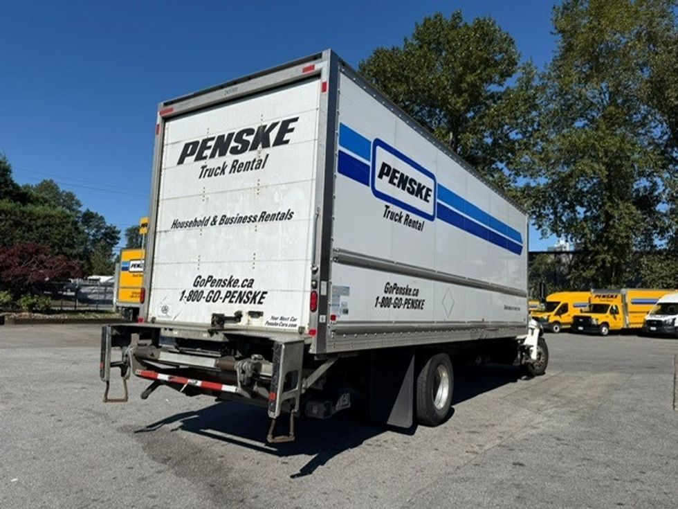 Medium Duty Box Truck-Light and Medium Duty Trucks-International-2019-4300-Delta-BC-194,606\n\t\tkm-$ 66,750 - Image 11