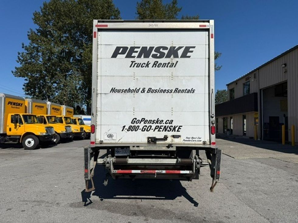 2019 International MA025 DuraStar 4300 photo 4