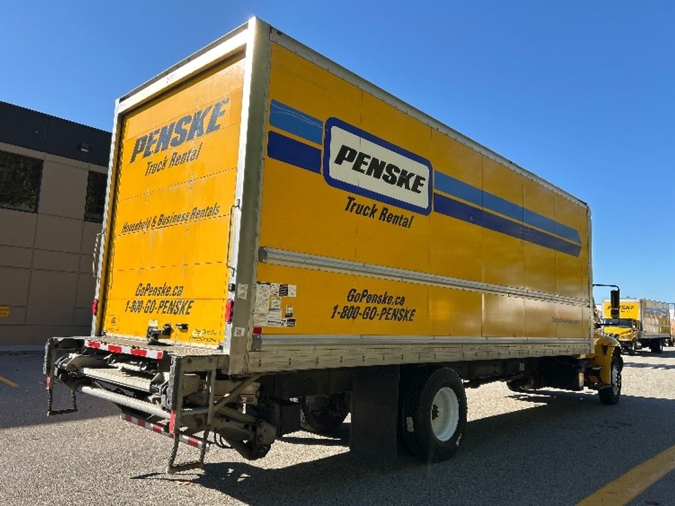 Medium Duty Box Truck-Light and Medium Duty Trucks-International-2019-4300-Delta-BC-260,200\n\t\tkm-$ 58,500 - Image 13