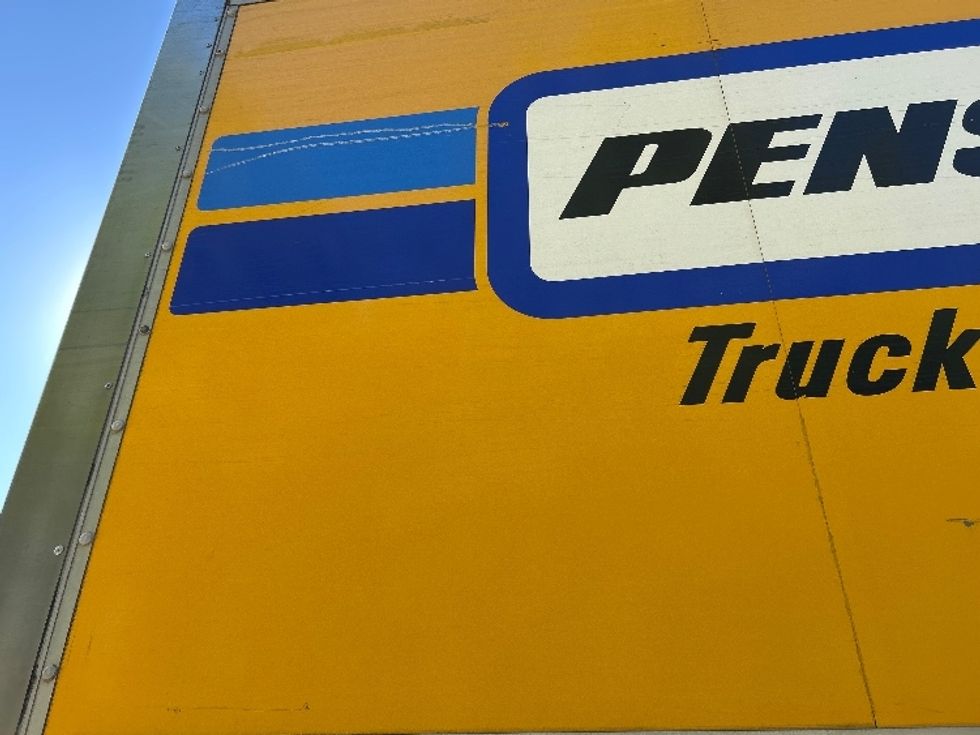 Medium Duty Box Truck-Light and Medium Duty Trucks-International-2019-4300-Delta-BC-260,200\n\t\tkm-$ 58,500 - Image 27