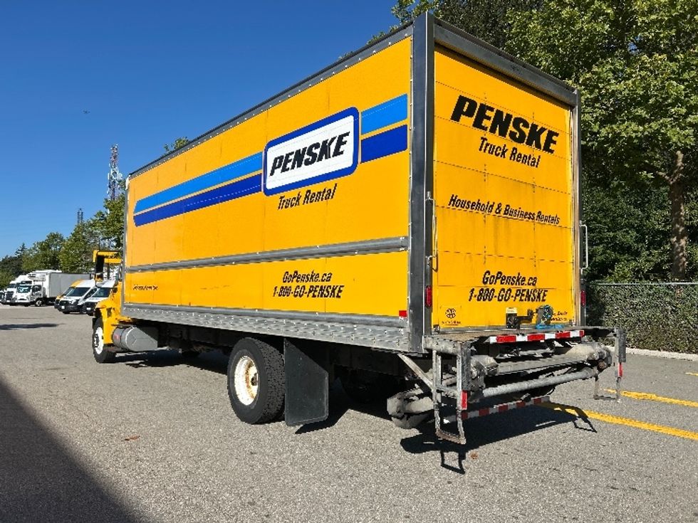 Medium Duty Box Truck-Light and Medium Duty Trucks-International-2019-4300-Delta-BC-260,200\n\t\tkm-$ 58,500 - Image 6