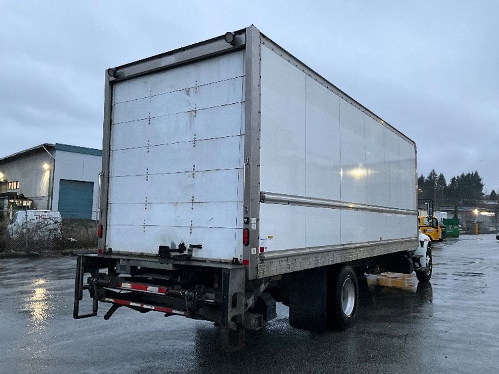 Medium Duty Box Truck-Light and Medium Duty Trucks-International-2019-4300-Delta-BC-280,305\n\t\tkm-$ 59,500 - Image 13