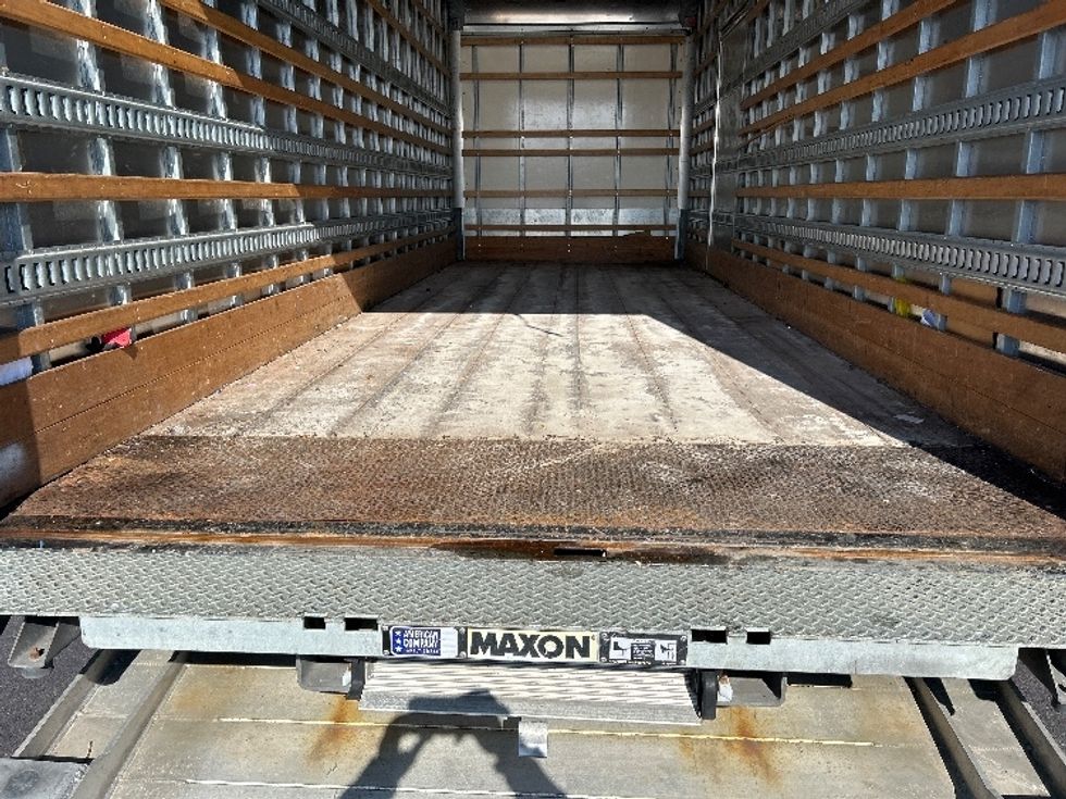 Medium Duty Box Truck-Light and Medium Duty Trucks-International-2019-4300-East Chicago-IN-219,220\n\t\tmiles-$ 44,250 - Image 10