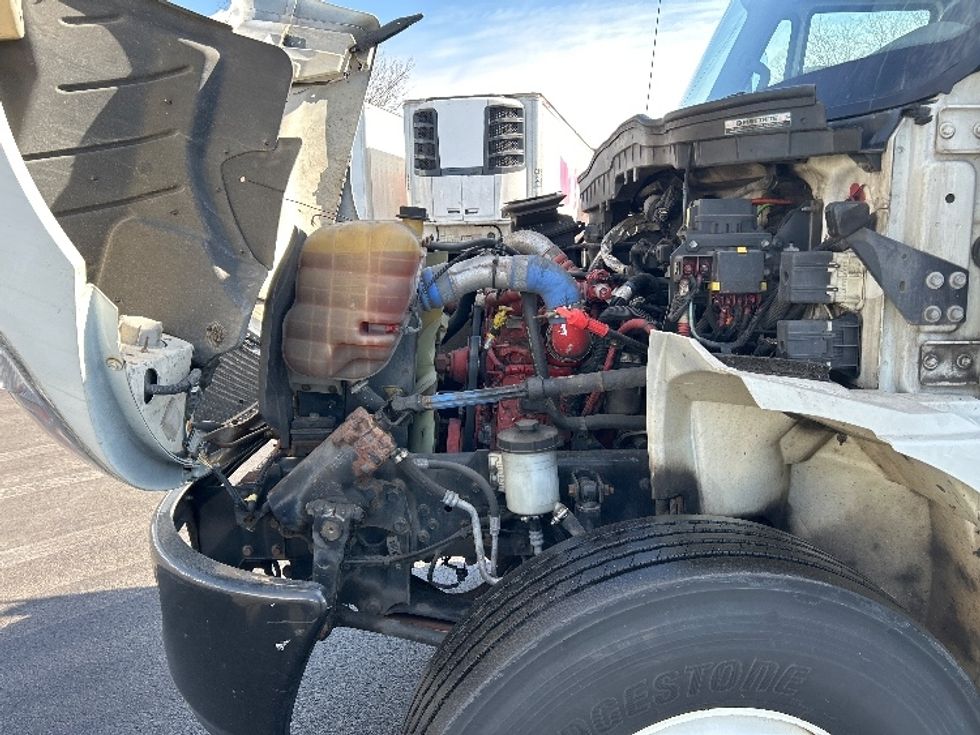 Medium Duty Box Truck-Light and Medium Duty Trucks-International-2019-4300-East Chicago-IN-219,220\n\t\tmiles-$ 44,250 - Image 24