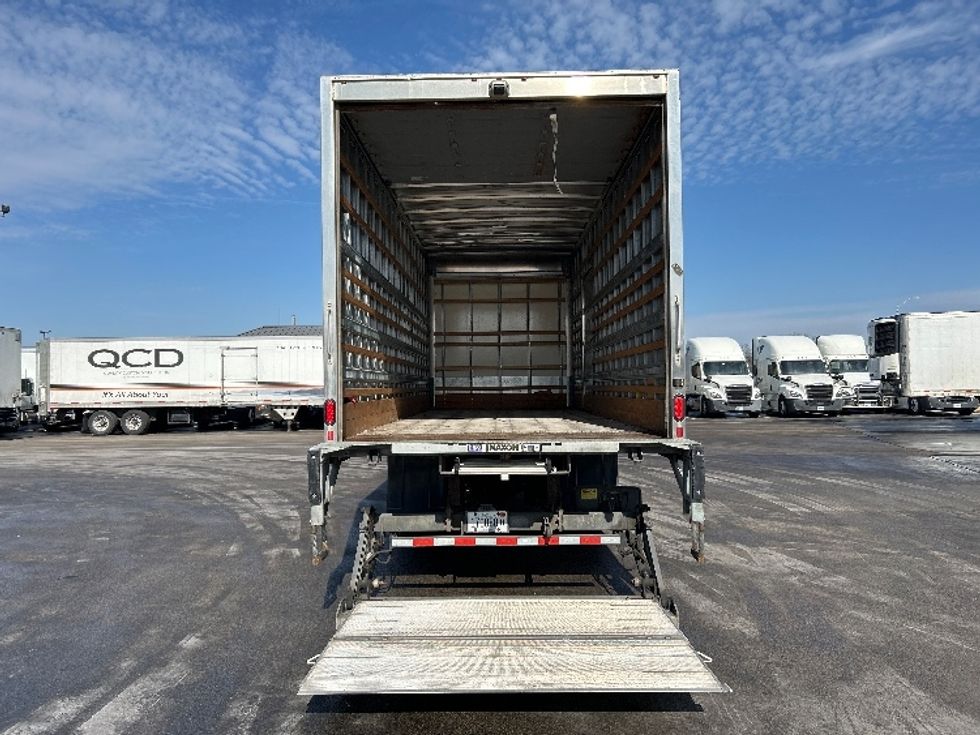 Medium Duty Box Truck-Light and Medium Duty Trucks-International-2019-4300-East Chicago-IN-219,220\n\t\tmiles-$ 44,250 - Image 9