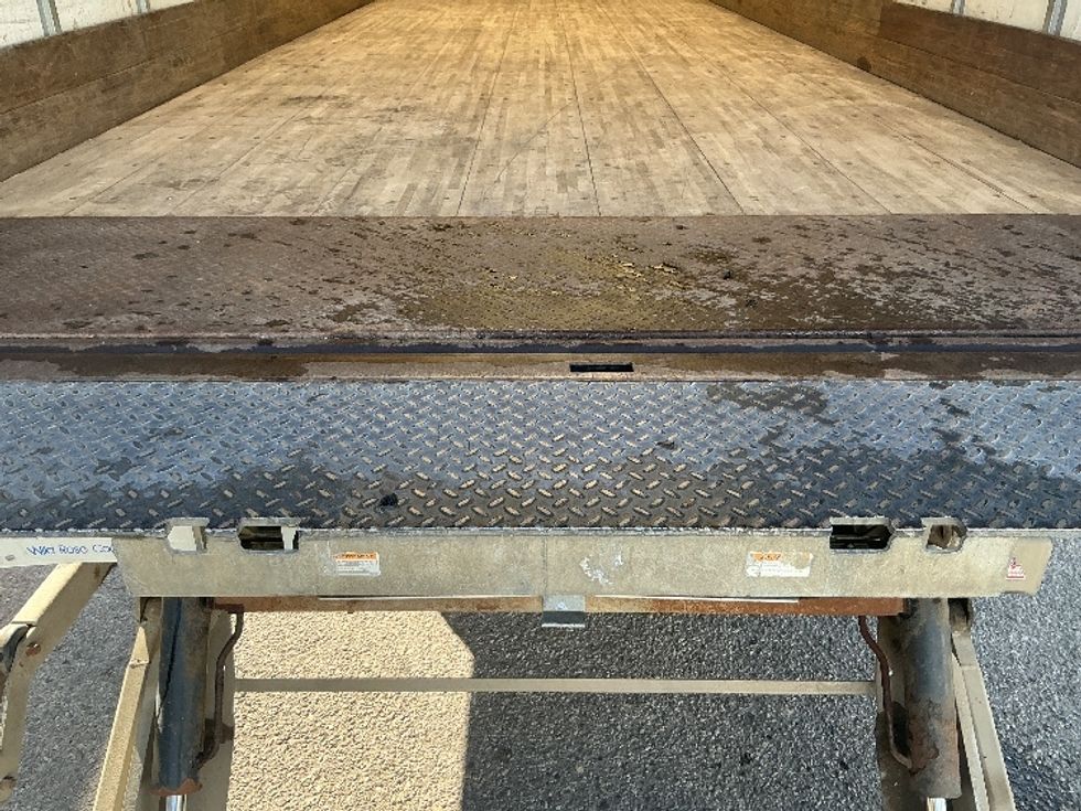 Medium Duty Box Truck-Light and Medium Duty Trucks-International-2019-4300-Edmonton-AB-233,173\n\t\tkm-$ 63,000 - Image 10