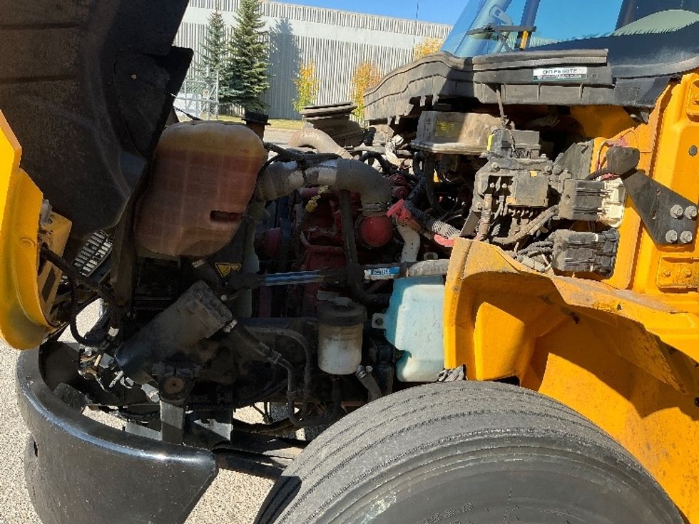 Medium Duty Box Truck-Light and Medium Duty Trucks-International-2019-4300-Edmonton-AB-233,173\n\t\tkm-$ 63,000 - Image 22