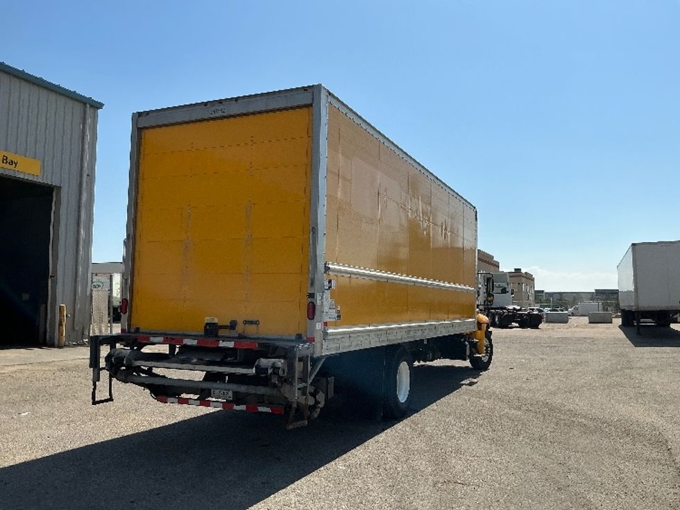 Medium Duty Box Truck-Light and Medium Duty Trucks-International-2019-4300-Edmonton-AB-256,356\n\t\tkm-$ 58,750 - Image 12