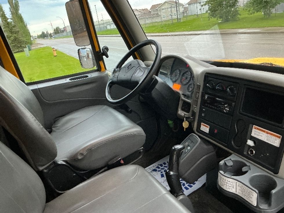 Medium Duty Box Truck-Light and Medium Duty Trucks-International-2019-4300-Edmonton-AB-263,564\n\t\tkm-$ 56,250 - Image 22