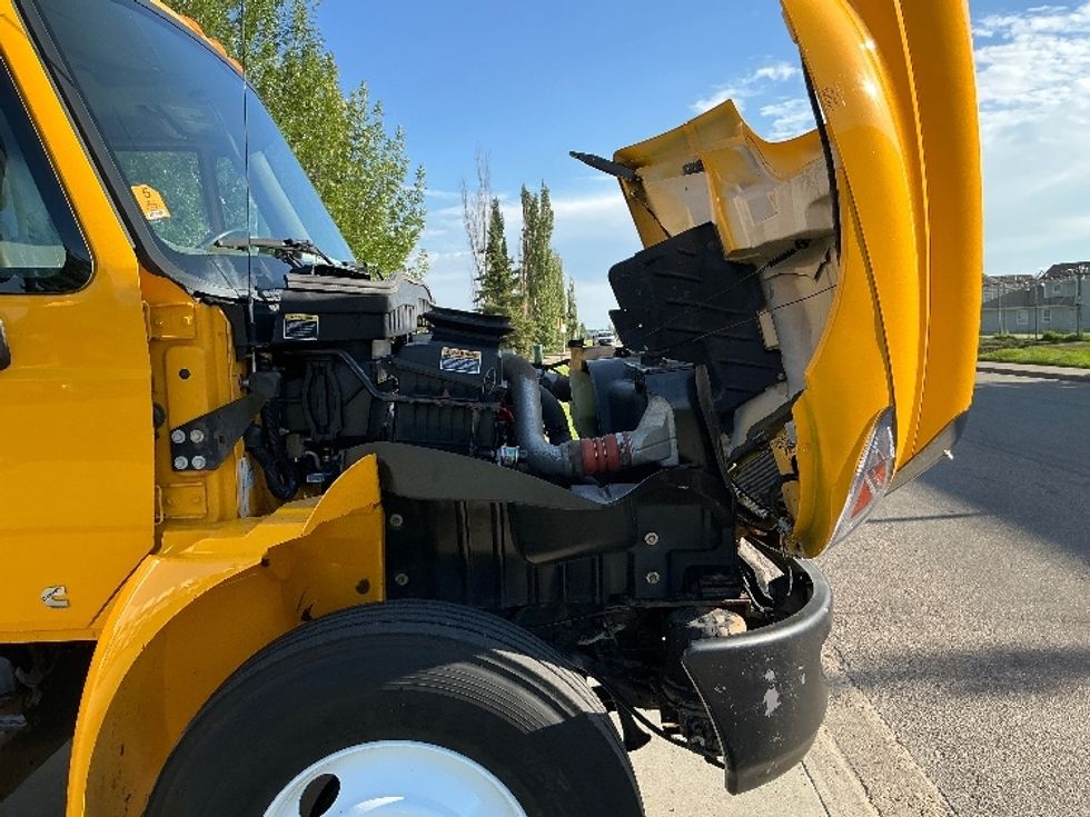 Medium Duty Box Truck-Light and Medium Duty Trucks-International-2019-4300-Edmonton-AB-276,951\n\t\tkm-$ 53,500 - Image 23
