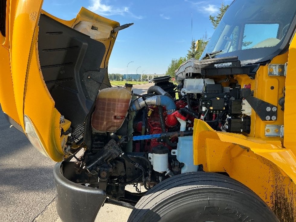 Medium Duty Box Truck-Light and Medium Duty Trucks-International-2019-4300-Edmonton-AB-276,951\n\t\tkm-$ 53,500 - Image 24