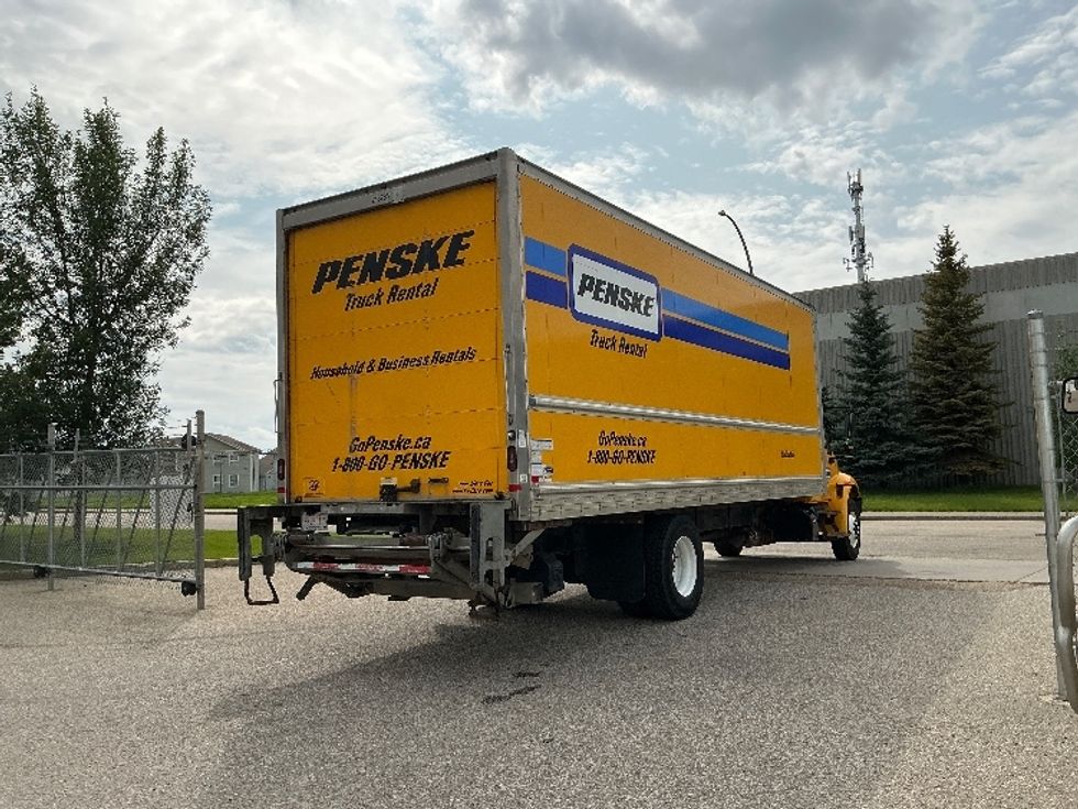 Medium Duty Box Truck-Light and Medium Duty Trucks-International-2019-4300-Edmonton-AB-332,510\n\t\tkm-$ 48,500 - Image 13