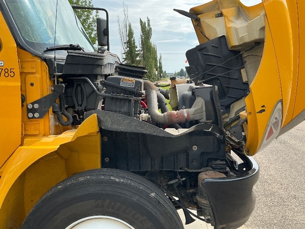 Medium Duty Box Truck-Light and Medium Duty Trucks-International-2019-4300-Edmonton-AB-332,510\n\t\tkm-$ 48,500 - Image 23