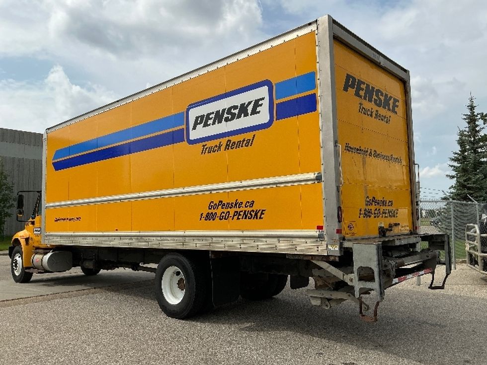Medium Duty Box Truck-Light and Medium Duty Trucks-International-2019-4300-Edmonton-AB-332,510\n\t\tkm-$ 48,500 - Image 6