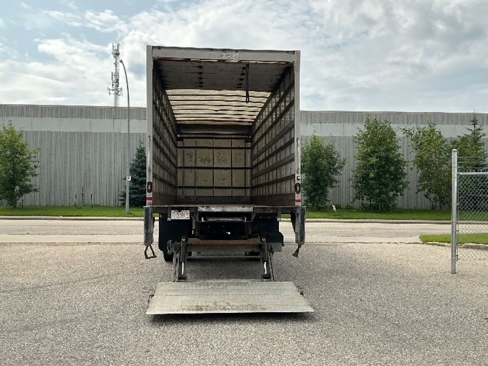 Medium Duty Box Truck-Light and Medium Duty Trucks-International-2019-4300-Edmonton-AB-332,510\n\t\tkm-$ 48,500 - Image 9