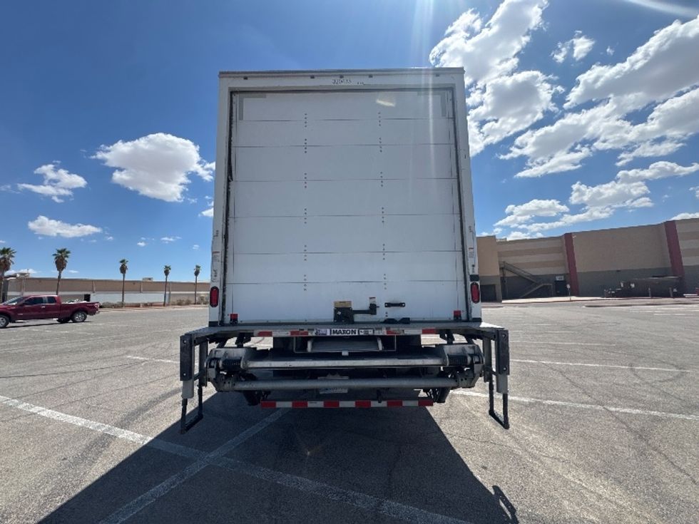 Medium Duty Box Truck-Light and Medium Duty Trucks-International-2019-4300-El Paso-TX-198,996\n\t\tmiles-$ 39,500 - Image 7