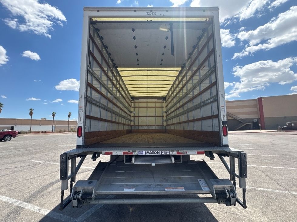 Medium Duty Box Truck-Light and Medium Duty Trucks-International-2019-4300-El Paso-TX-198,996\n\t\tmiles-$ 39,500 - Image 8