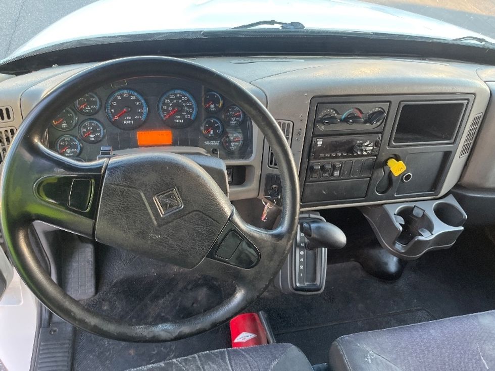 Medium Duty Box Truck-Light and Medium Duty Trucks-International-2019-4300-El Paso-TX-266,303\n\t\tmiles-$ 33,500 - Image 18