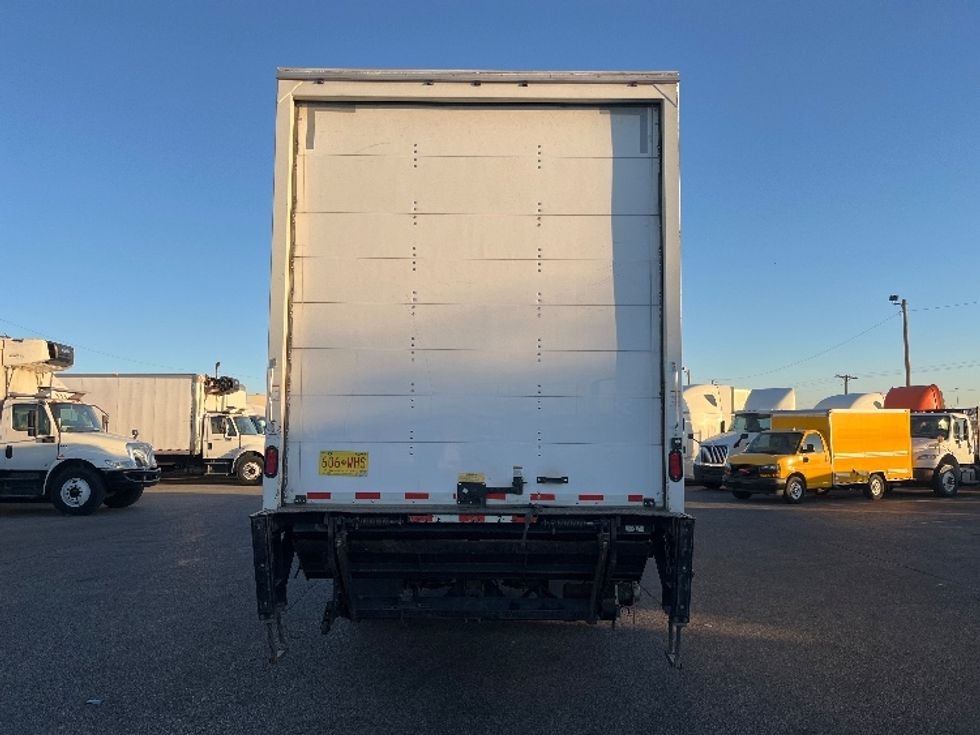 Medium Duty Box Truck-Light and Medium Duty Trucks-International-2019-4300-El Paso-TX-266,303\n\t\tmiles-$ 33,500 - Image 7
