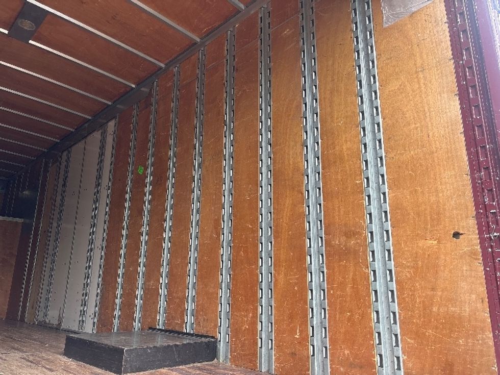Medium Duty Box Truck-Light and Medium Duty Trucks-International-2019-4300-Elmsford-NY-93,567\n\t\tmiles-$ 56,000 - Image 12