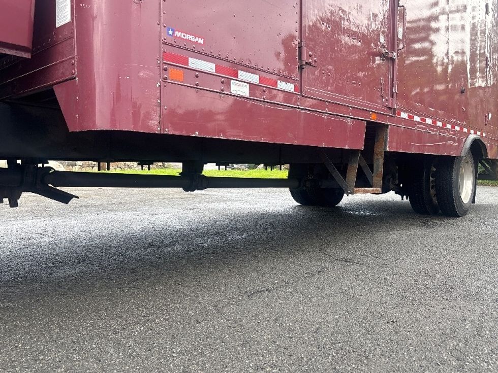Medium Duty Box Truck-Light and Medium Duty Trucks-International-2019-4300-Elmsford-NY-93,567\n\t\tmiles-$ 56,000 - Image 5