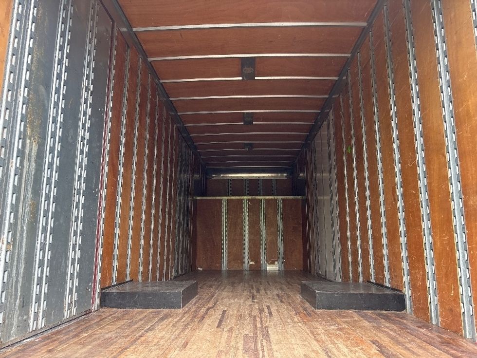 Medium Duty Box Truck-Light and Medium Duty Trucks-International-2019-4300-Elmsford-NY-93,567\n\t\tmiles-$ 56,000 - Image 8