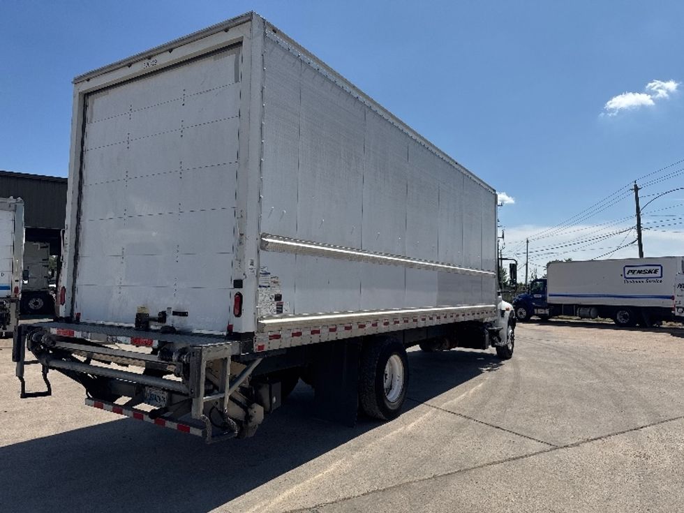 Medium Duty Box Truck-Light and Medium Duty Trucks-International-2019-4300-Essex Junction-VT-186,117\n\t\tmiles-$ 37,250 - Image 13