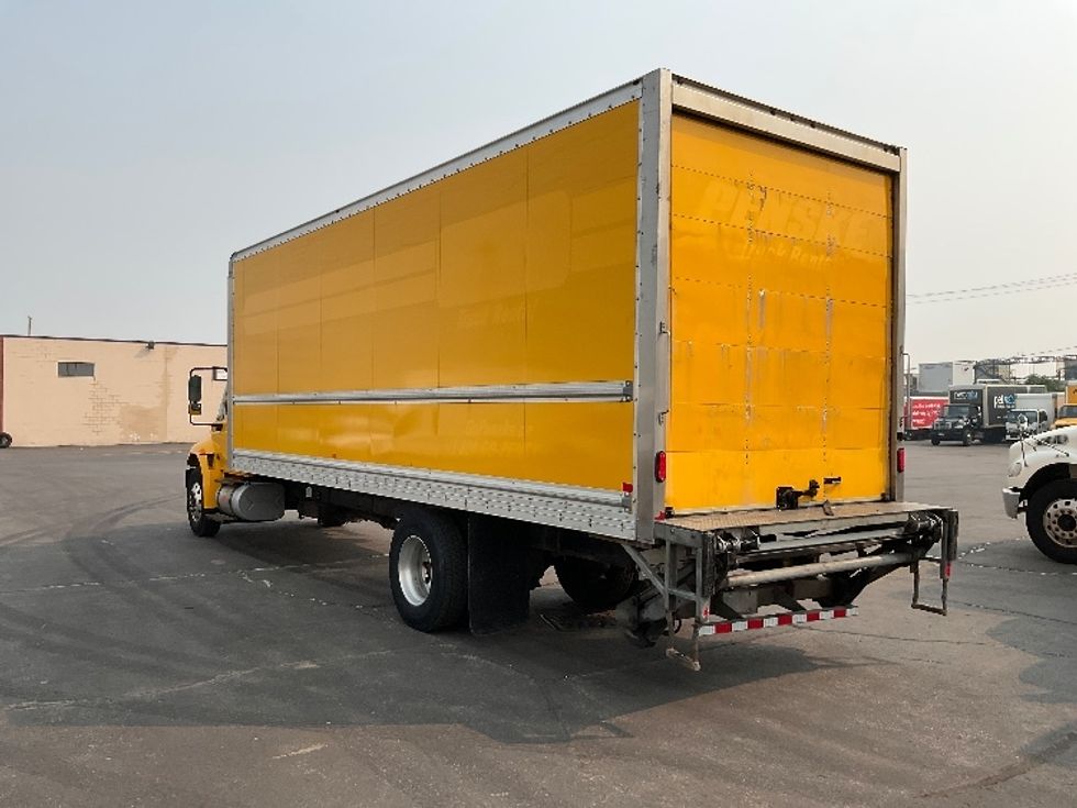 Medium Duty Box Truck-Light and Medium Duty Trucks-International-2019-4300-Etobicoke-ON-250,476\n\t\tkm-$ 53,000 - Image 6
