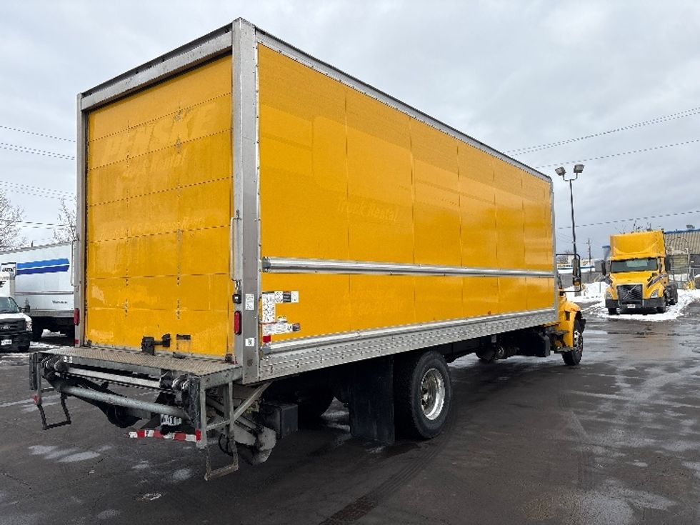 Medium Duty Box Truck-Light and Medium Duty Trucks-International-2019-4300-Etobicoke-ON-291,604\n\t\tkm-$ 54,250 - Image 13