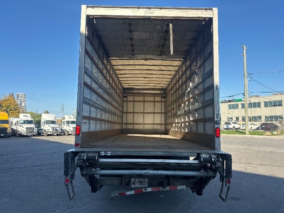 Medium Duty Box Truck-Light and Medium Duty Trucks-International-2019-4300-Etobicoke-ON-291,604\n\t\tkm-$ 54,250 - Image 8
