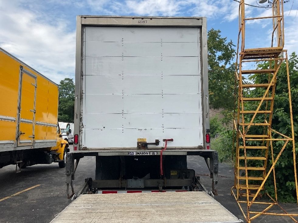 Medium Duty Box Truck-Light and Medium Duty Trucks-International-2019-4300-Fitchburg-MA-183,759\n\t\tmiles-$ 37,750 - Image 7