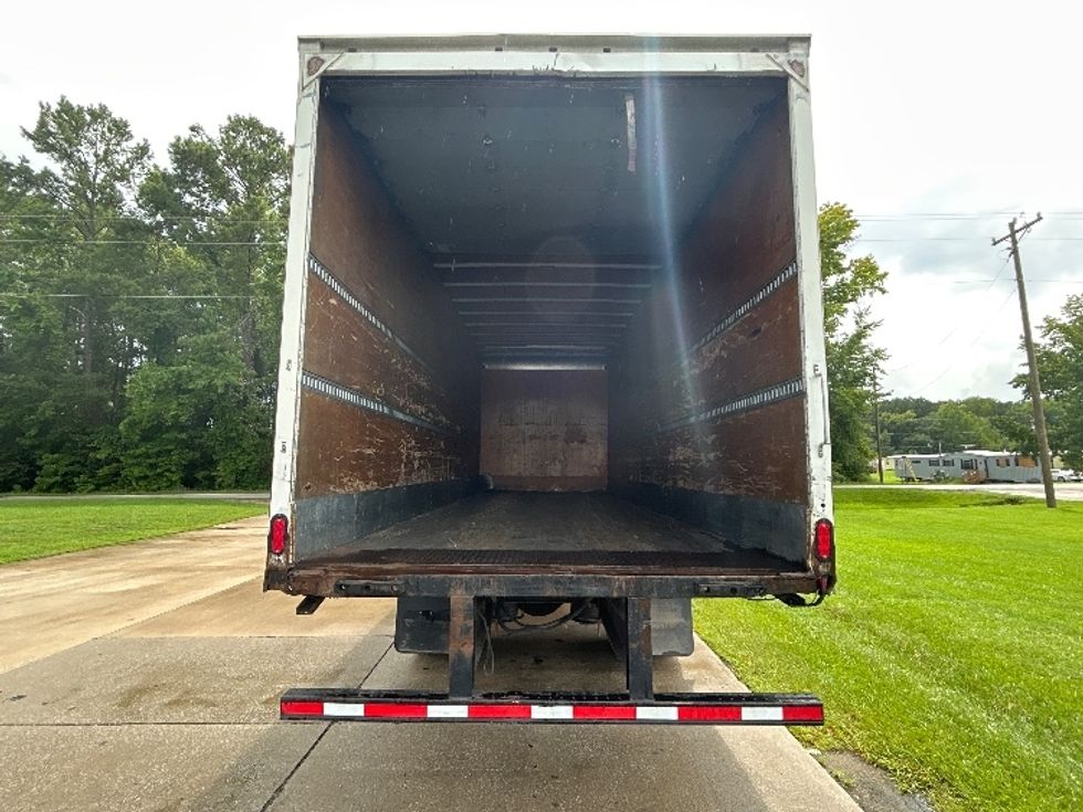 Medium Duty Box Truck-Light and Medium Duty Trucks-International-2019-4300-Florence-SC-64,000\n\t\tmiles-$ 57,750 - Image 8