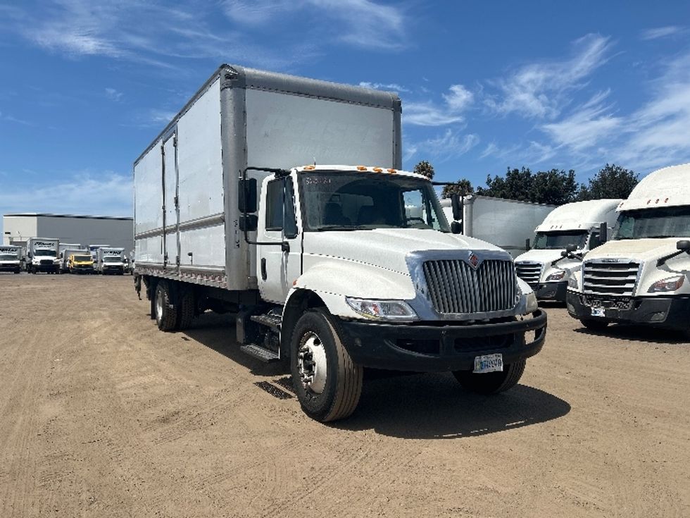 Medium Duty Box Truck-Light and Medium Duty Trucks-International-2019-4300-Fontana-CA-129,274\n\t\tmiles-$ 51,000 - Image 1