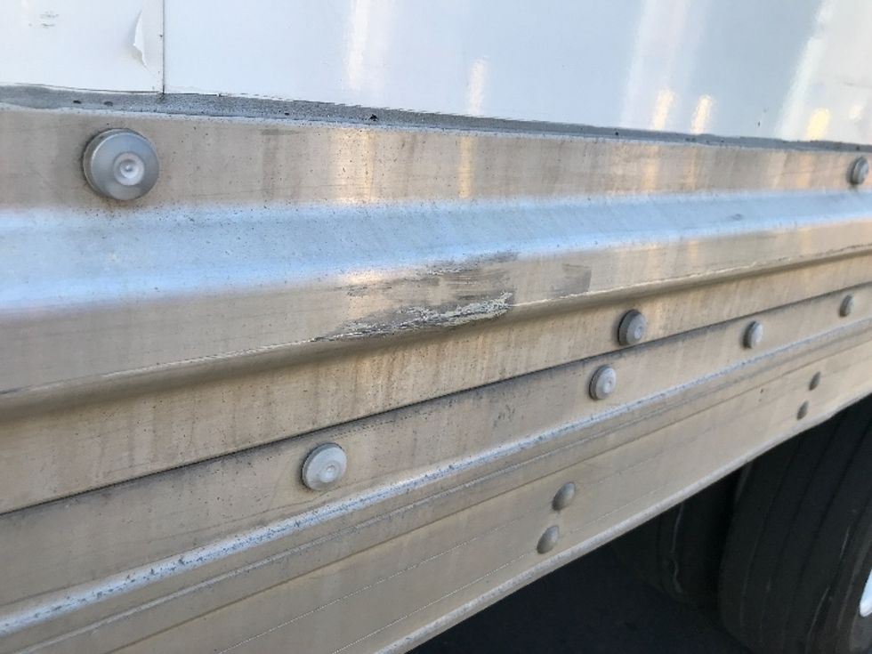 Medium Duty Box Truck-Light and Medium Duty Trucks-International-2019-4300-Fontana-CA-158,781\n\t\tmiles-$ 47,000 - Image 28