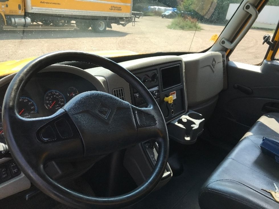 Medium Duty Box Truck-Light and Medium Duty Trucks-International-2019-4300-Fort Collins-CO-161,761\n\t\tmiles-$ 48,000 - Image 17