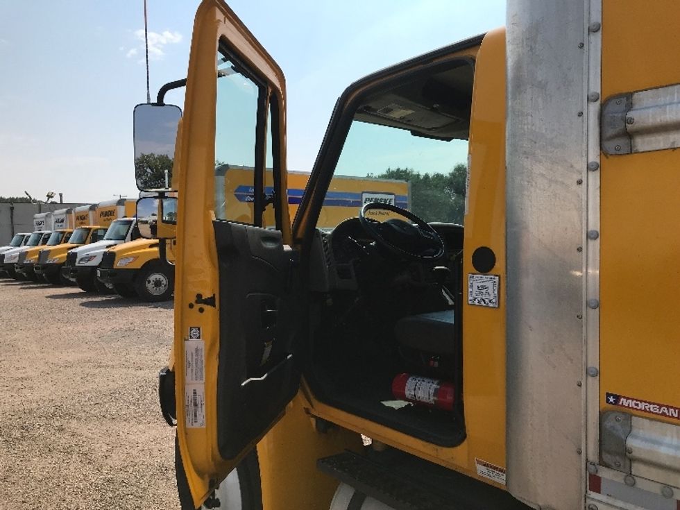 Medium Duty Box Truck-Light and Medium Duty Trucks-International-2019-4300-Fort Collins-CO-161,761\n\t\tmiles-$ 48,000 - Image 16