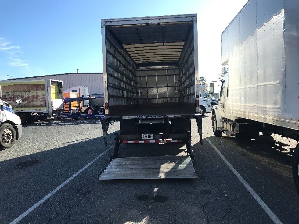 Medium Duty Box Truck-Light and Medium Duty Trucks-International-2019-4300-Fredericksburg-VA-199,373\n\t\tmiles-$ 42,500 - Image 9